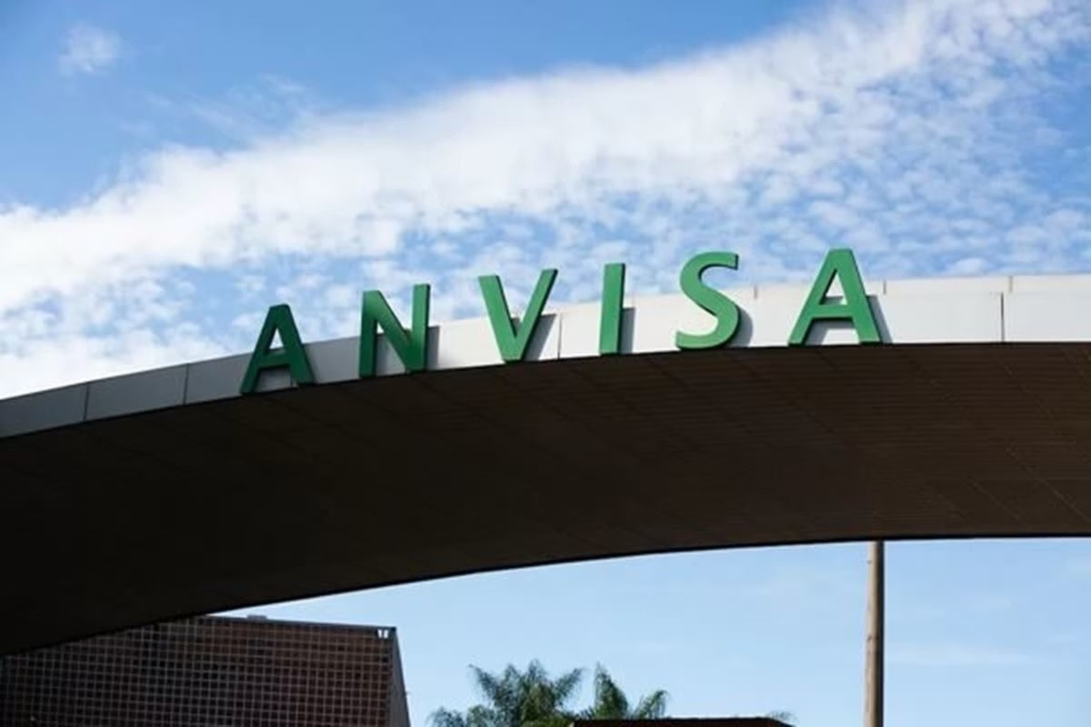Café e suplementos irregulares são proibidos pela Anvisa; veja quais