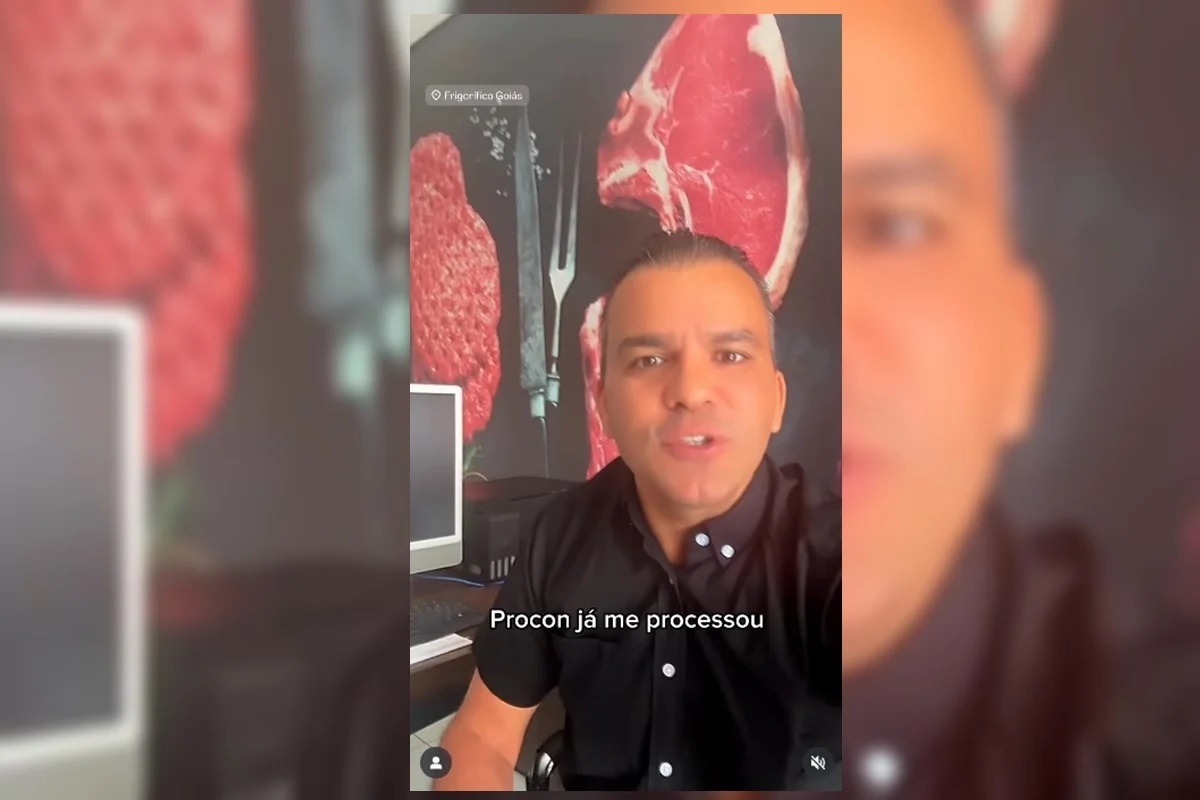 [VÍDEO] Após polêmica sobre cartaz que diz ‘petista não é bem-vindo’, dono de frigorífico se pronuncia: ‘não diz que é...