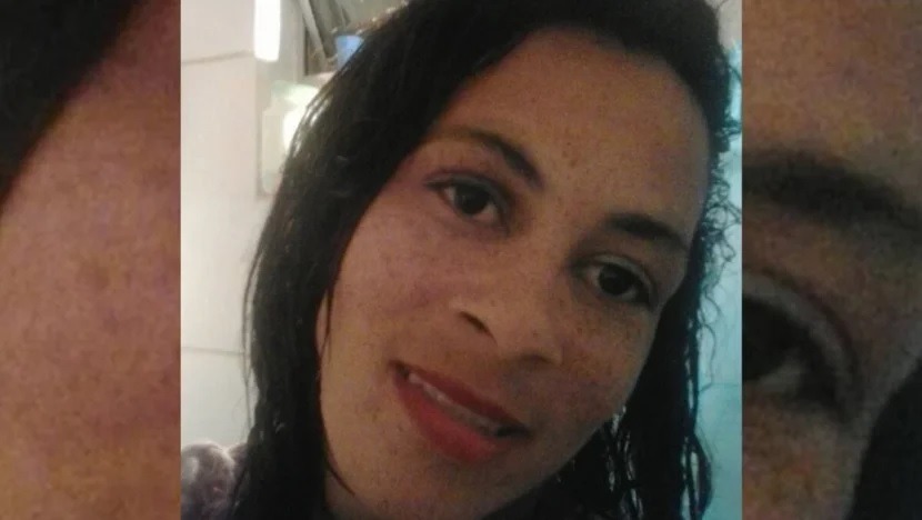 Mãe pede “um último abraço” após ser esfaqueada pelo filho de 9 anos