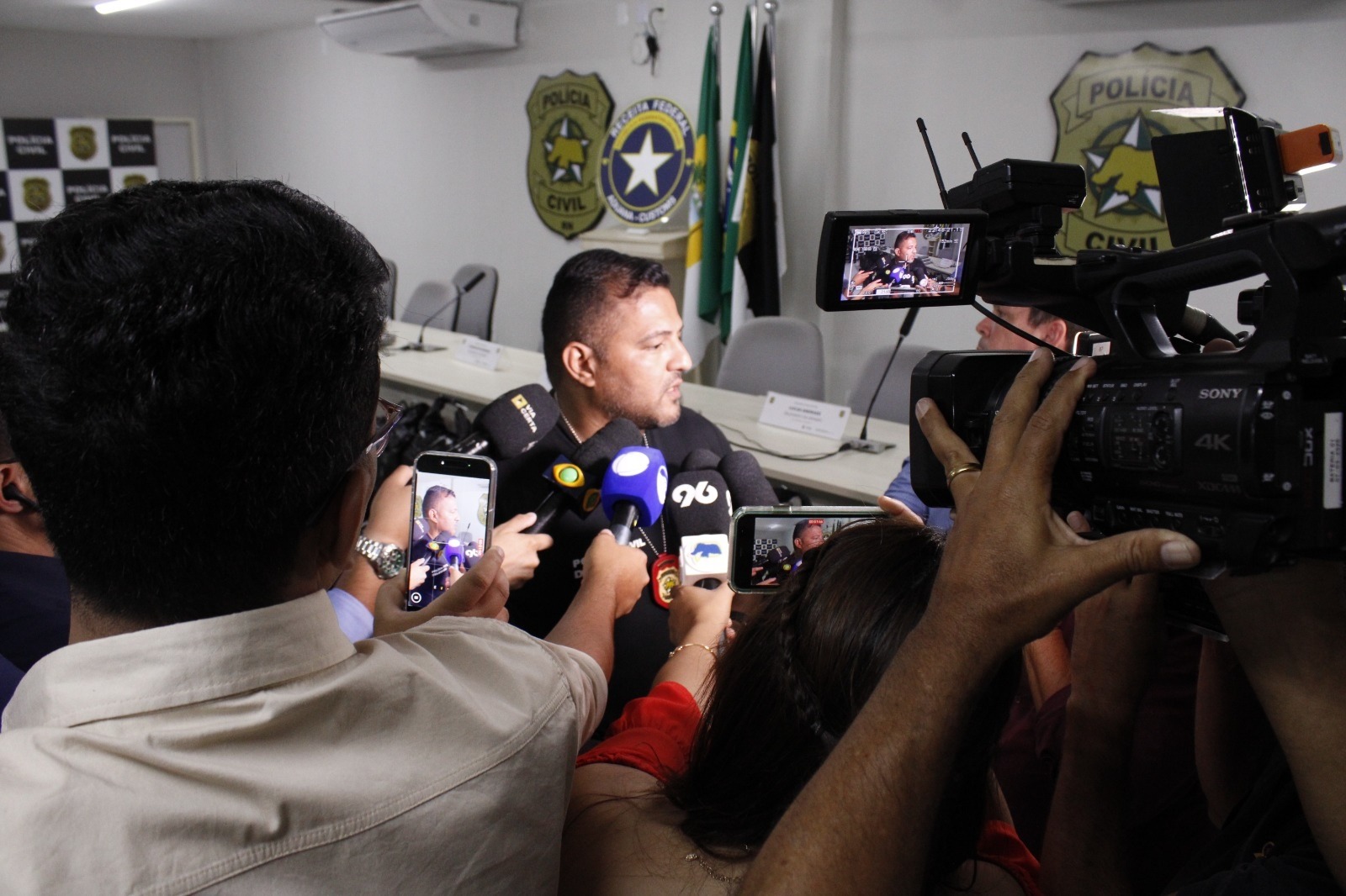 Polícia Civil divulga novas imagens da operação que apreendeu 1,2 tonelada de cocaína avaliada em R$ 150 milhões; veja