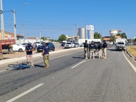 Ciclista morre após ser atingido por caminhão na BR-304 em Mossoró