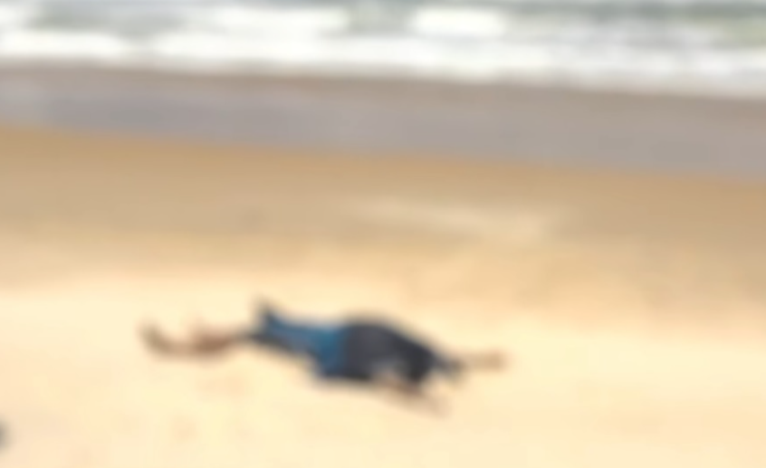 Corpo de mulher é encontrado na Praia do Meio