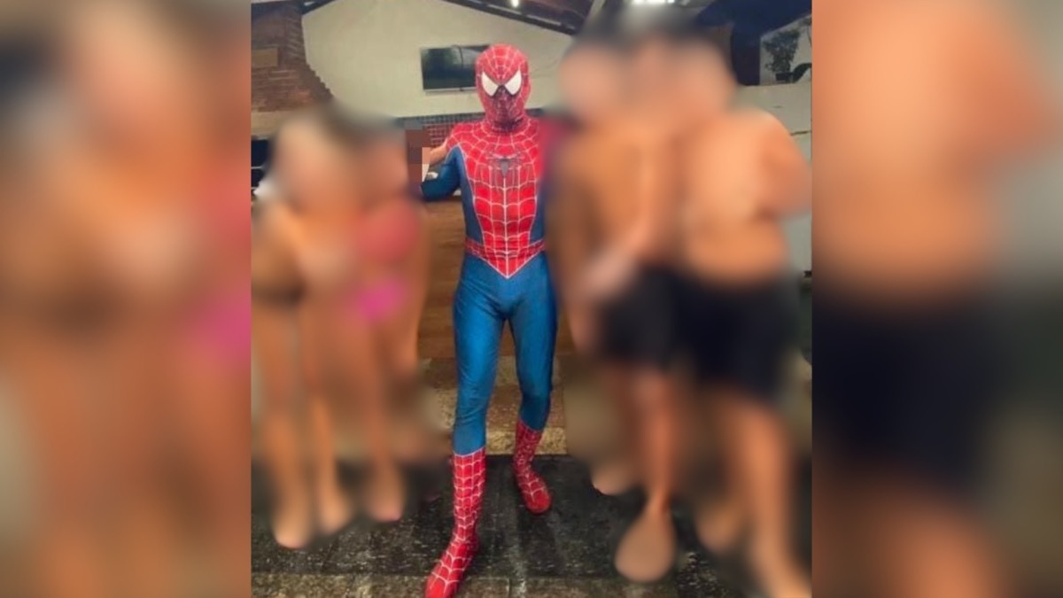 Animador de festa infantil suspeito de abusar de crianças é preso