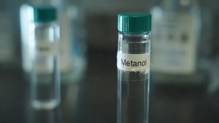 Anvisa aciona autoridades internacionais para trazer antídoto do metanol para o Brasil