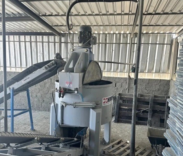 Trabalhador morre prensado em máquina de fábrica de pré-moldados em Currais Novos