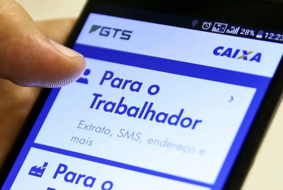 Com novas regras, trabalhador terá prazo para fazer saque-aniversário