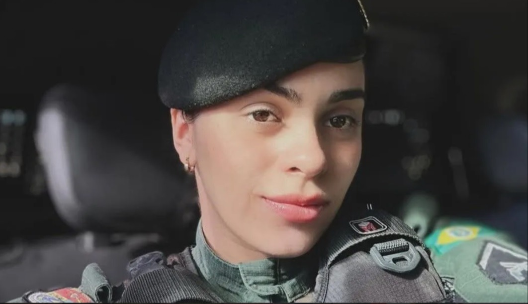 "Me sinto no fundo do poço", PM desabafa após punição por lavar viatura