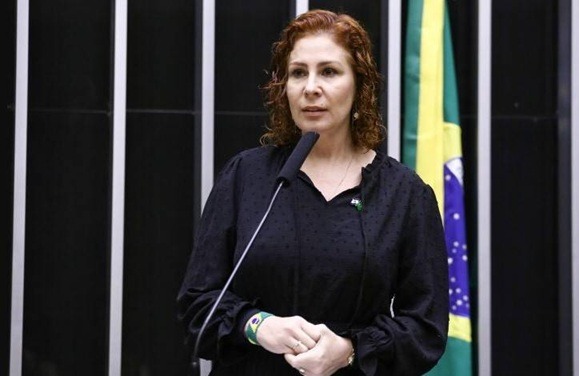 Zambelli anuncia greve de fome até que ministro italiano negue extradição