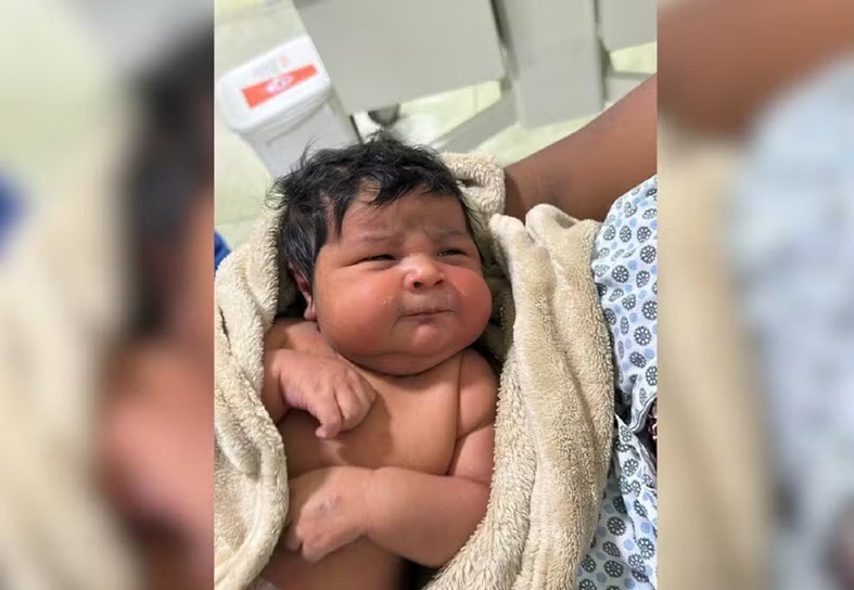 Bebê indígena nasce com 6 kg e surpreende mãe: 'As roupinhas não vão servir'