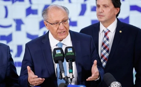 Alckmin diz que Brasil pediu aos EUA para suspender tarifa de 40%