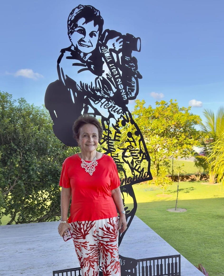 Morre Candinha Bezerra, esposa de Fernando Bezerra
