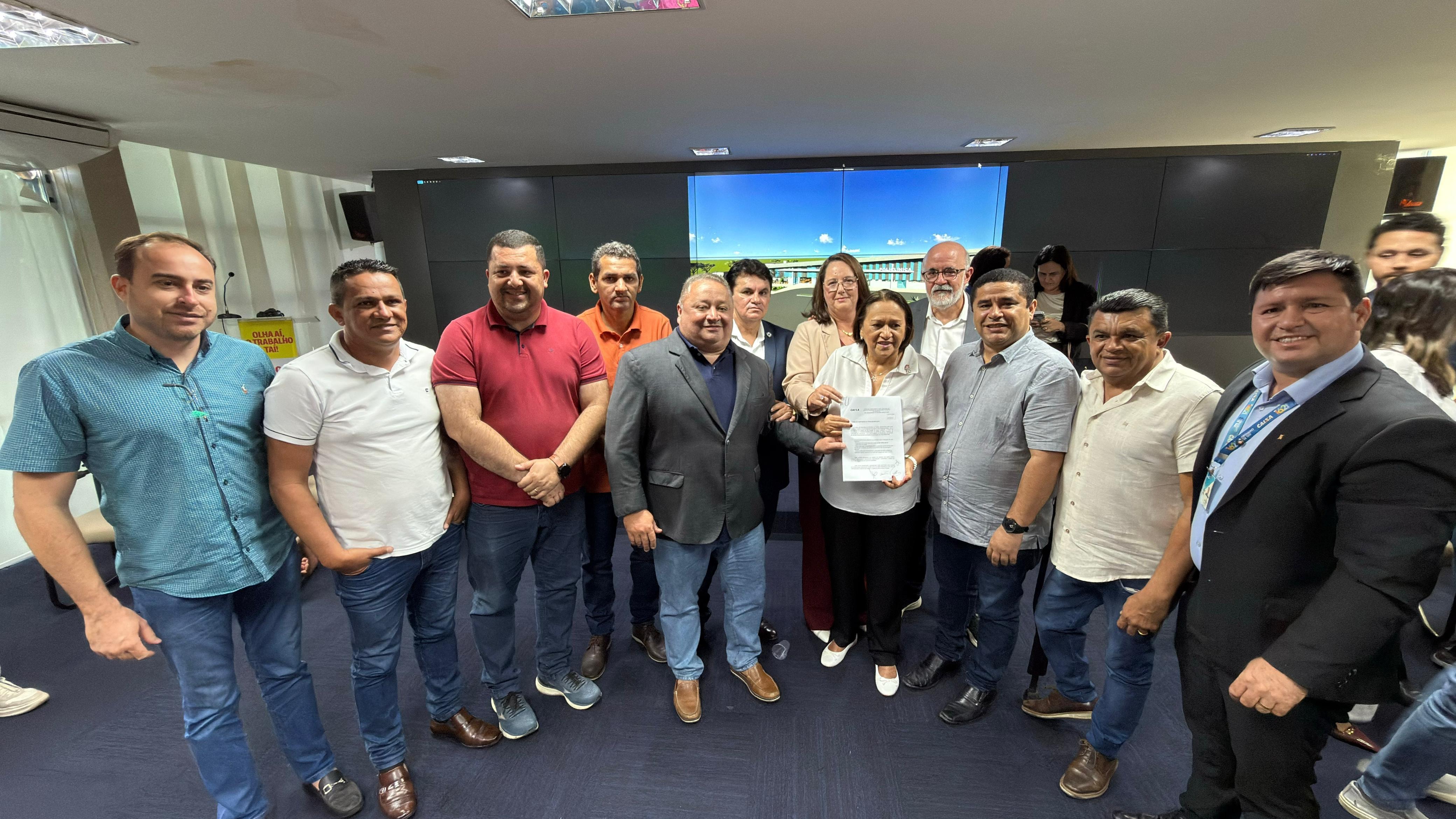 Prefeito Antônio Henrique assina termo de compromisso para construção da Policlínica de Ceará-Mirim