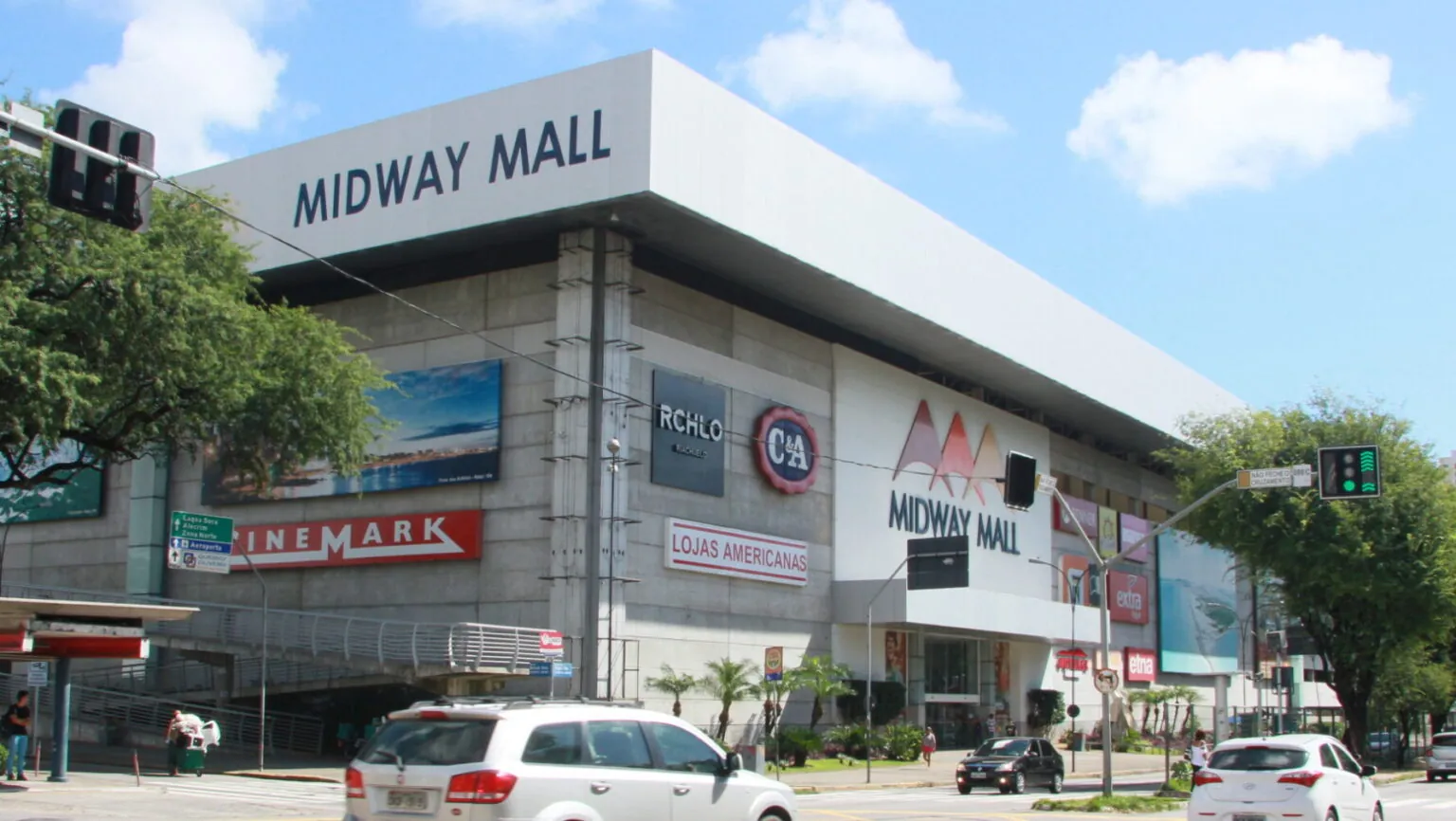 Guararapes contrata BTG para venda do Midway Mall e pede R$ 1 bilhão pelo shopping