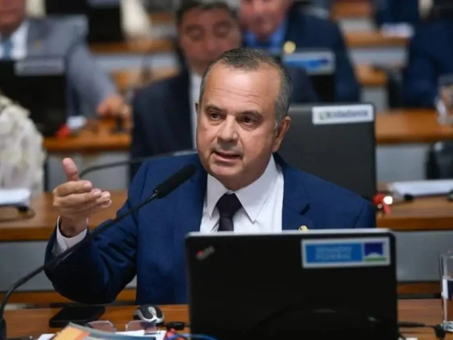 “República sindical de volta”: Rogério Marinho detona fraudes no INSS e diz que PT quer reviver o sindicalismo dos anos...