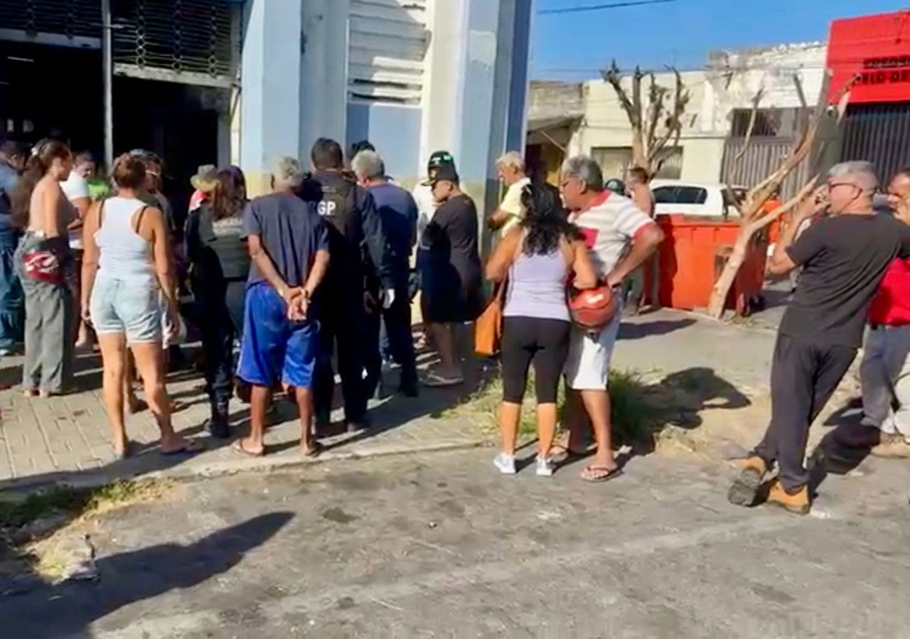 Dois homens são esfaqueados durante discussão no mercado público de Mossoró
