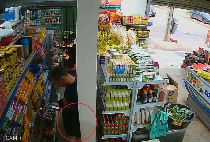 Bandido “viciado” em biscoito recheado reclama do lanche oferecido na cela