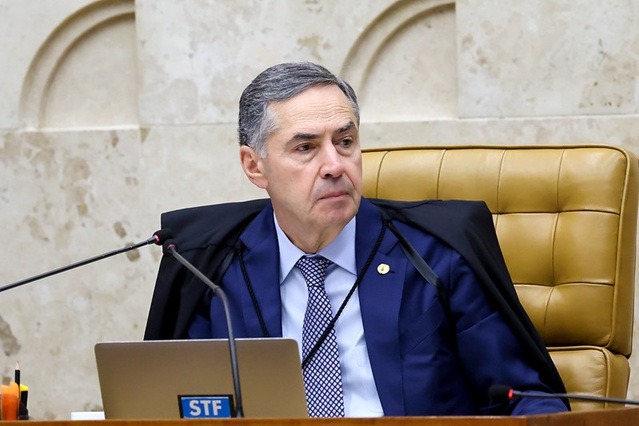 Barroso autoriza enfermeiros a auxiliar aborto legal e proíbe punição