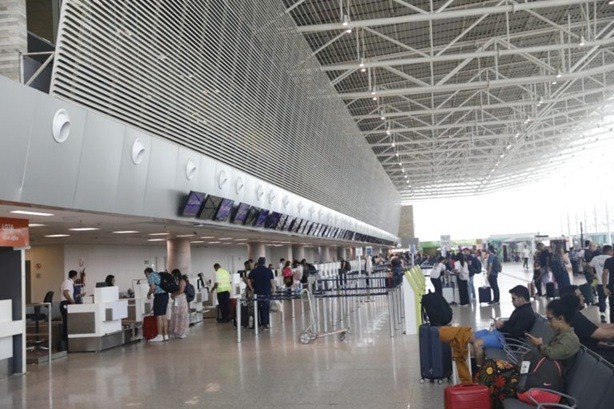 Voos no Aeroporto Aluízio Alves são retomados após ameaça de bomba ser descartada