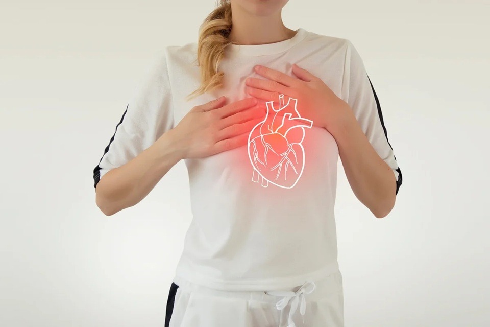 Cardiologista cita fruta barata que fortalece a saúde do coração