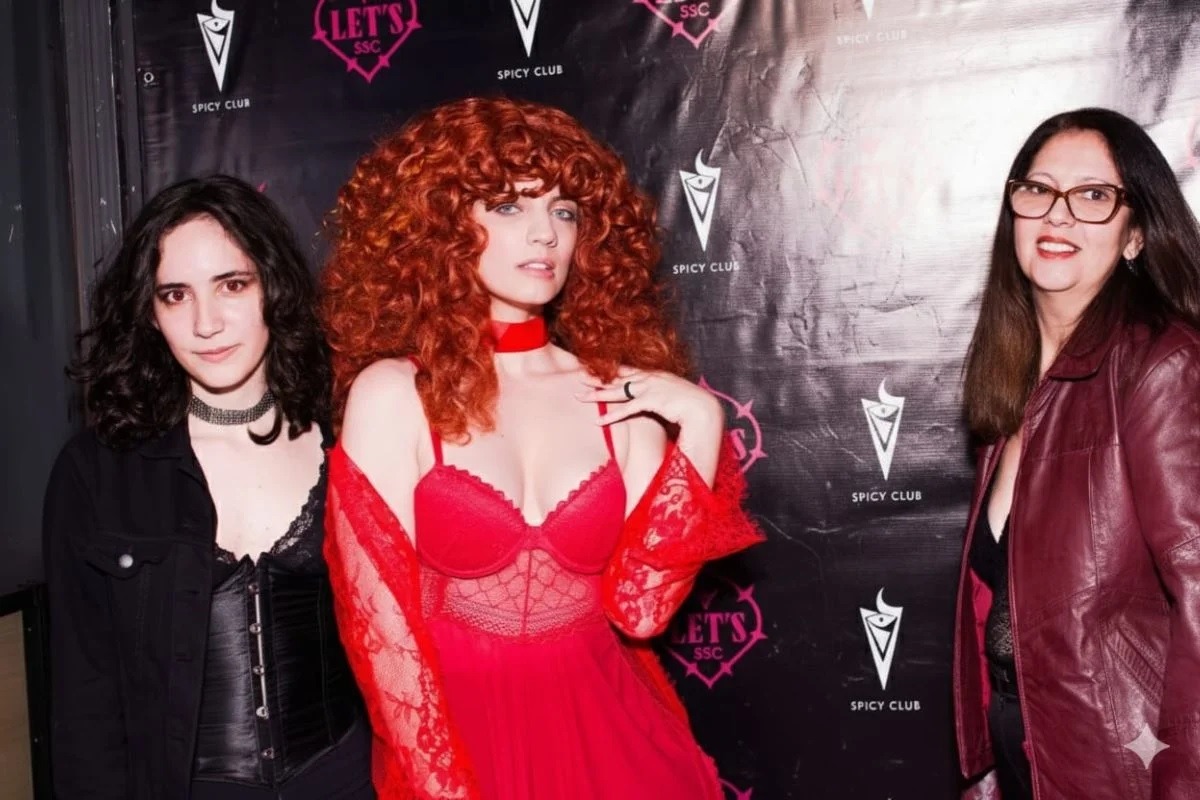 Filha leva mãe para casa de swing e reação a surpreende; entenda