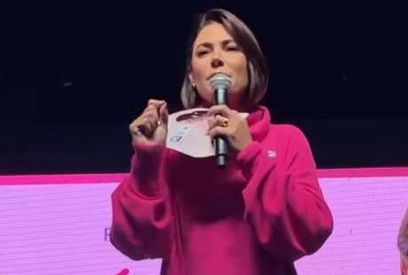 Michelle vê aproximação da esquerda com evangélicos como “desespero”