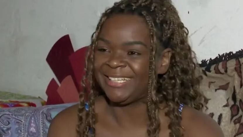 Cantora Lucyanna Mel é internada com sintomas de infarto