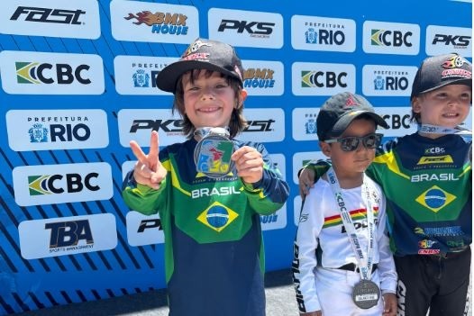 Potiguar de 4 anos é destaque em torneio continental de bicicross