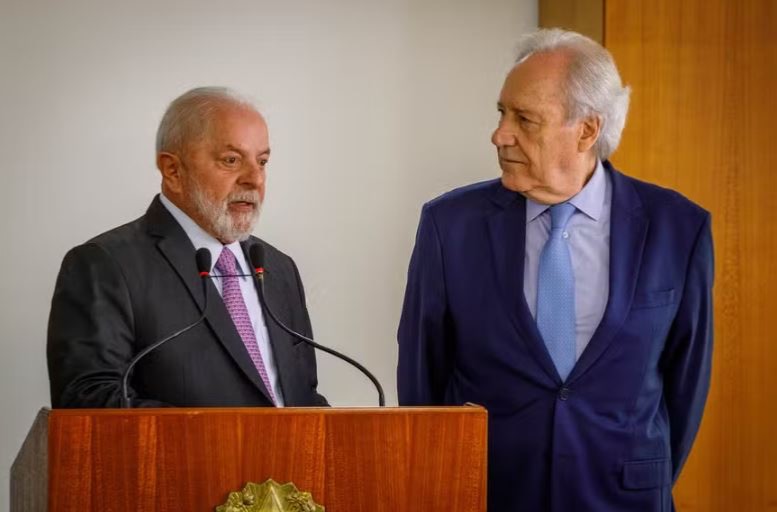 Lula ficou ‘surpreso’ com operação no RJ e ‘estarrecido’ com mortes, diz Lewandowski