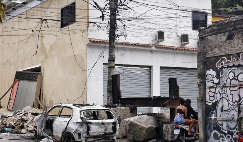 Defensoria acusa polícia de “violar direitos humanos” após megaoperação contra o Comando Vermelho