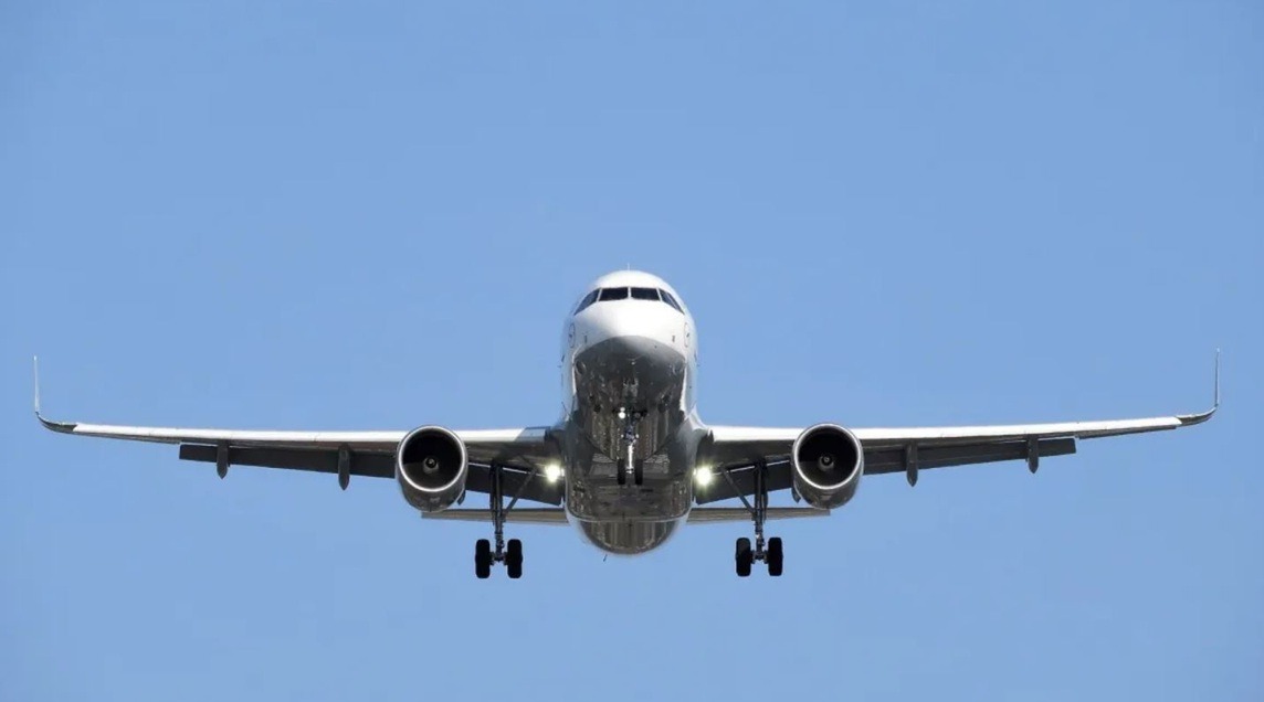 Passageiro morre após desembarcar de avião com falha técnica