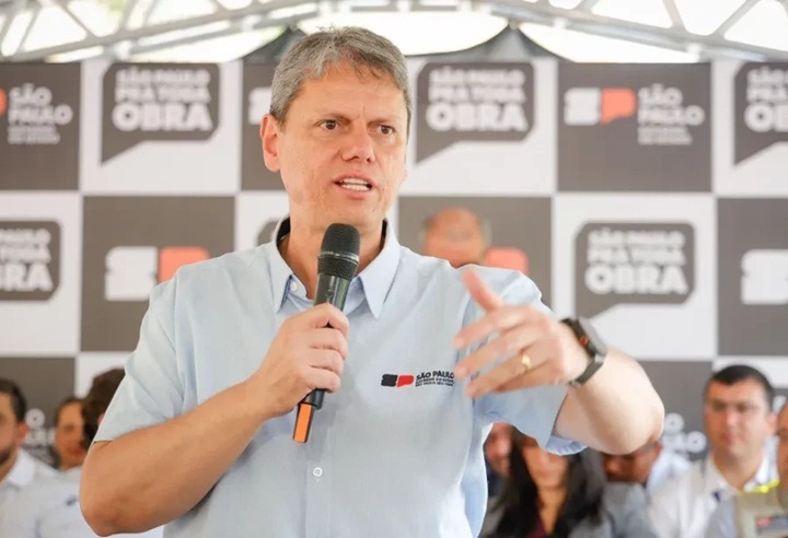 PCC tem que ser classificado como grupo terrorista, diz Tarcísio