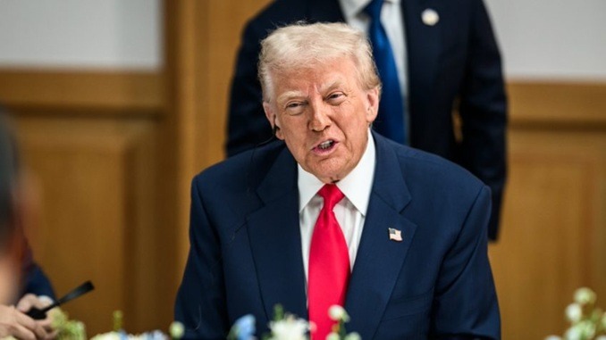 Trump diz que os dias de Maduro como presidente 'estão contados'