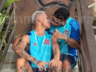 [VÍDEO] Casal flamenguista exibe amor e viraliza com vídeo emocionante na web