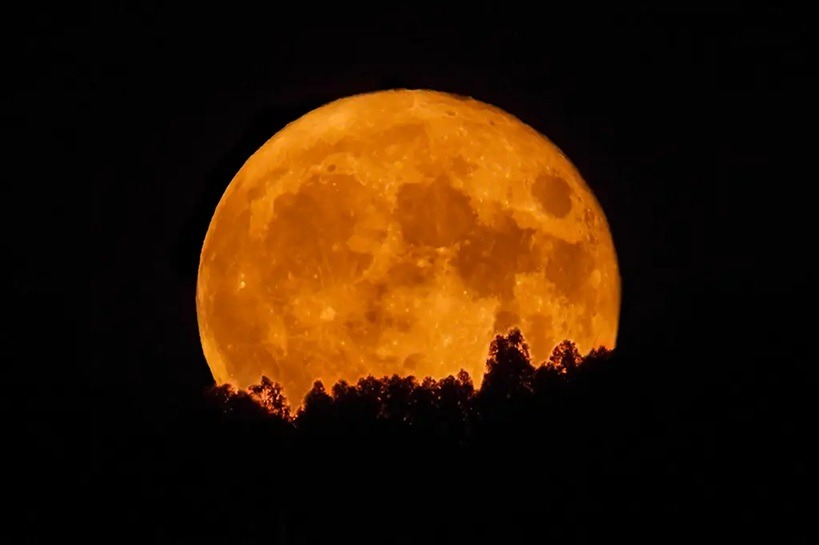 Maior e mais brilhante Superlua do ano poderá ser vista hoje; saiba horário