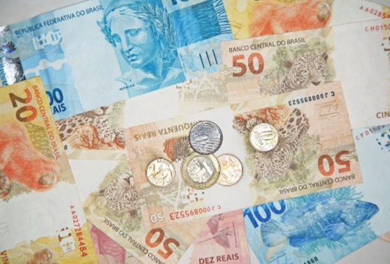 Fique atento! Saiba quando o 13º salário começa a ser pago