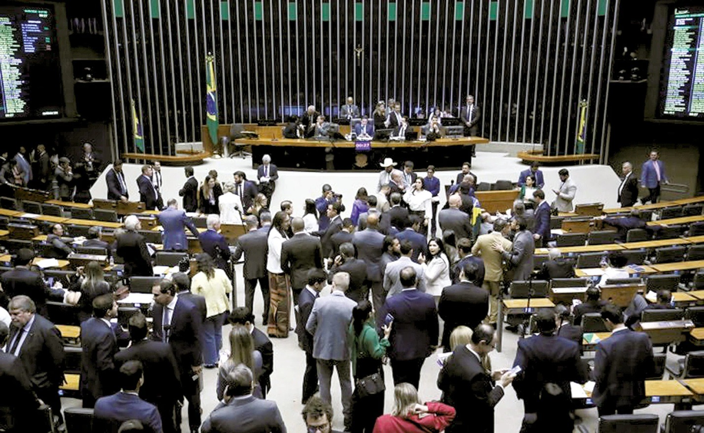 Veja os votos da bancada do RN na Câmara em projeto que restringe aborto legal após estupro de crianças