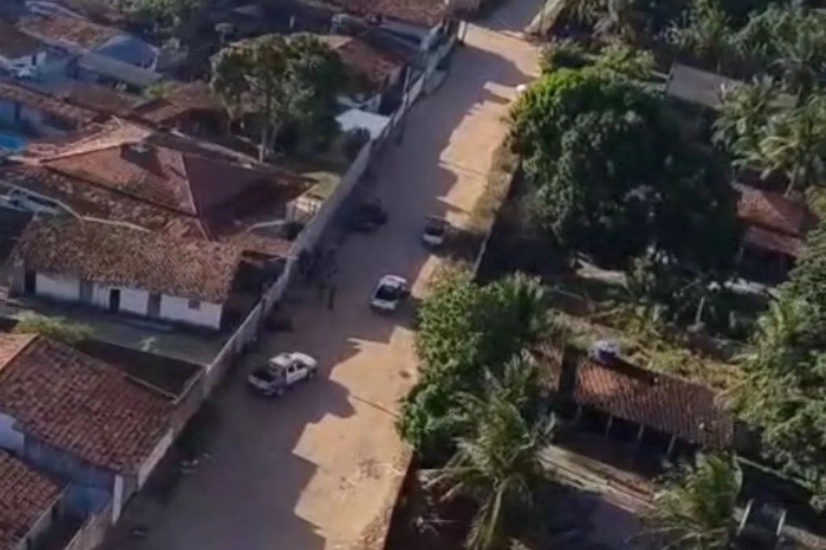 Potiguar 01 apoia ação da PM para recuperar caminhonete roubada na Grande Natal