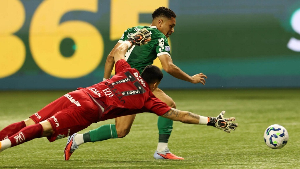 Palmeiras bate Santos e volta a disparar no Brasileirão; veja classificação atualizada