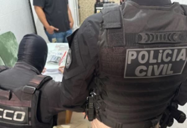 “Não maltrata morador”: Facção deixa recado após matar quatro pessoas