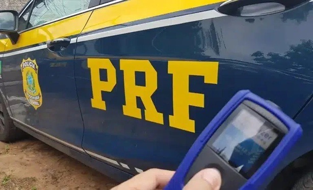 PRF prende idoso de 72 anos por embriaguez ao volante em Natal