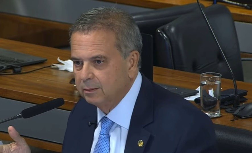 [VÍDEO] Rogério Marinho na CPMI após prisão do ex-presidente do INSS: "Dia para se comemorar"