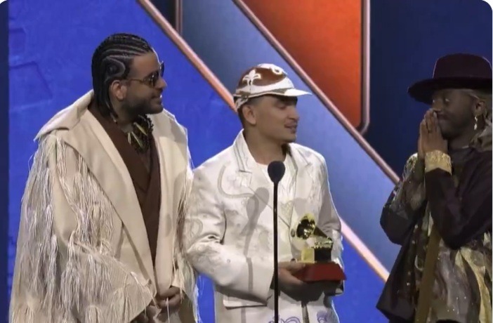 João Gomes conquista primeiro Latin Grammy e celebra suas raízes nordestinas; veja vídeo