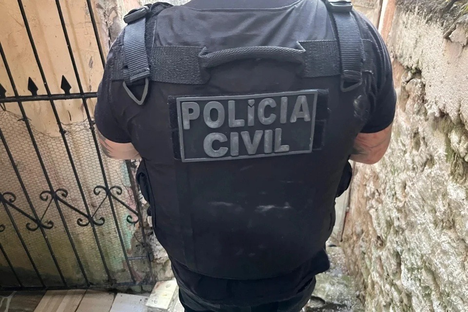 Idosa de 102 anos tem língua cortada durante roubo “para não gritar”