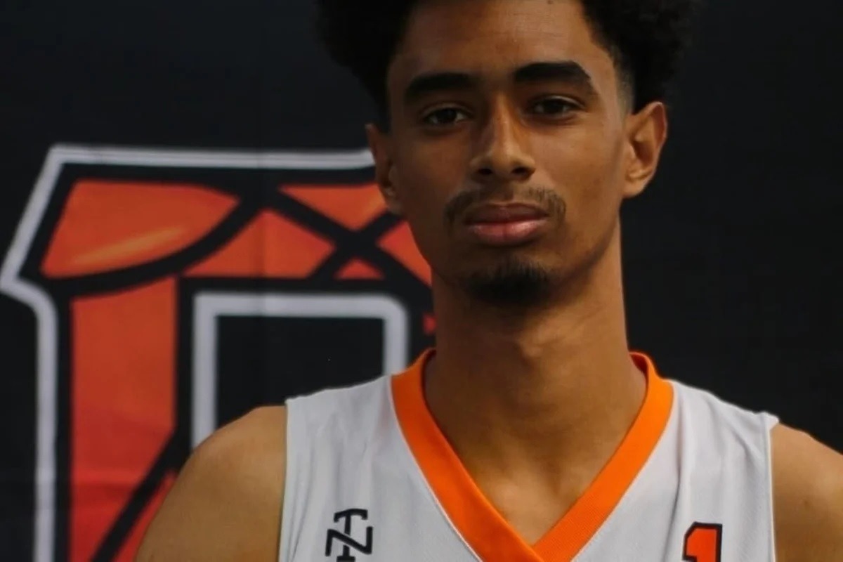 Jovem atleta morre após ser atingido por queda de rede de basquete