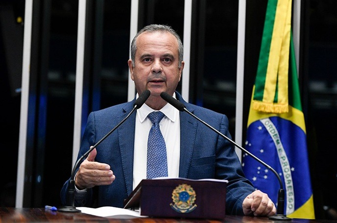 Rogério Marinho critica prisão de Bolsonaro e acusa violação do Estado de Direito
