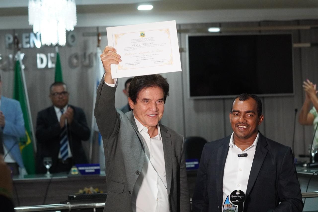 Robinson Faria recebe título de cidadão de Pureza em sessão histórica que lotou a Câmara Municipal