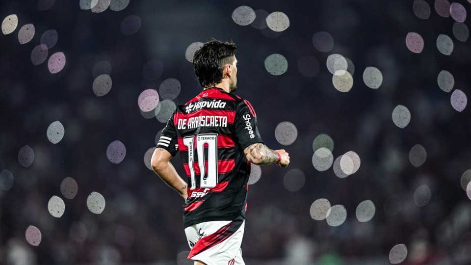Flamengo pode ser campeão e Palmeiras busca reação para adiar definição do título; veja jogos de hoje e onde assistir