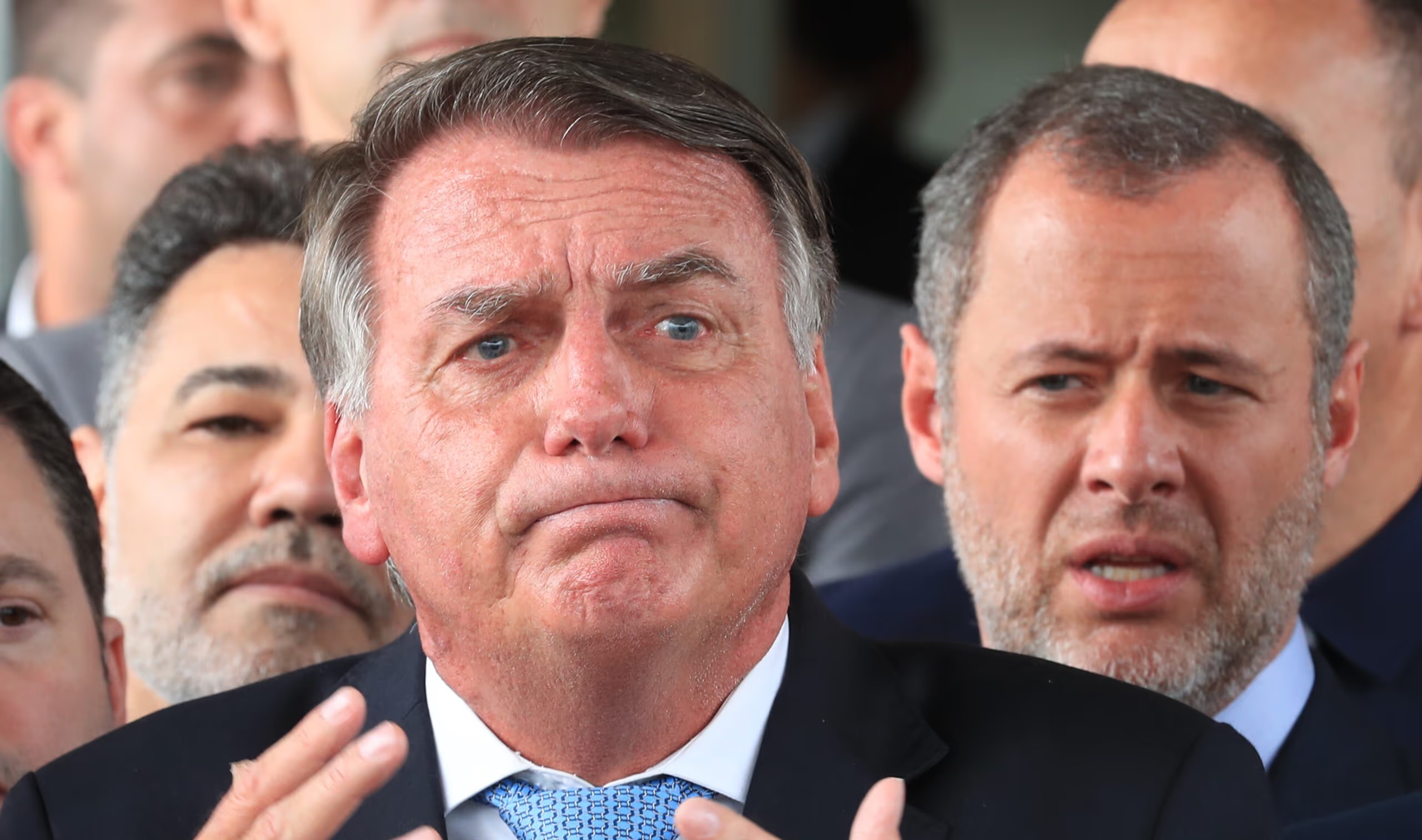 Moraes determina que início de sentença de Bolsonaro seja cumprida na PF