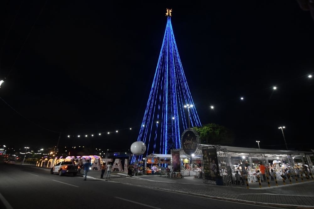 Árvore de Mirassol será acessa nesta sexta-feira (28) com estrutura modernizada e mais brilho