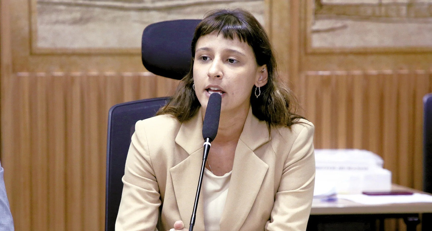 Novo pedido de cassação contra Brisa Bracchi será lido na sessão desta quarta